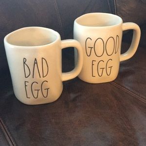 Rae Dunn Mugs